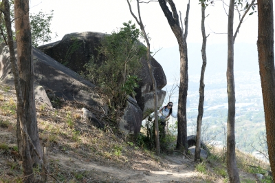 R04_7894.jpg