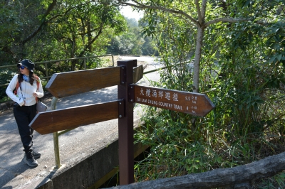R04_7975.jpg