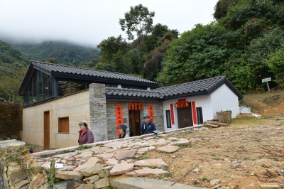 R04_8727.jpg