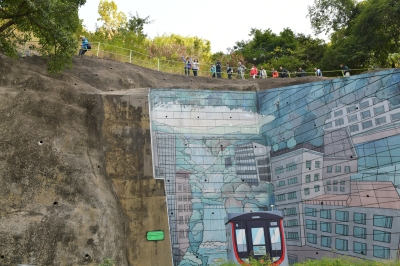 R04_8883.jpg