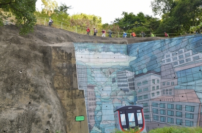 R04_8887.jpg
