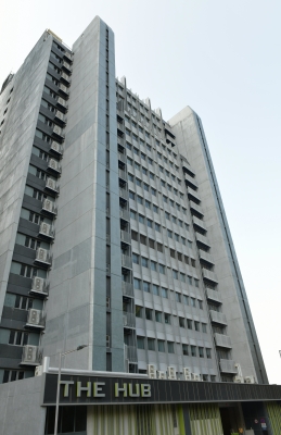 R04_8903.jpg