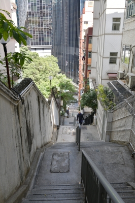 R04_8968.jpg