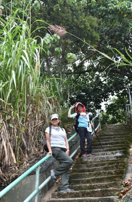R06_0048.jpg