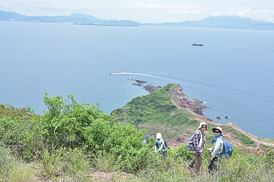 R06_0737.jpg