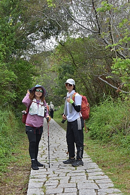 R06_1042.jpg