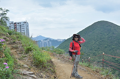 R06_1049.jpg