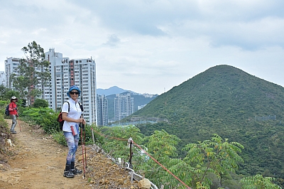 R06_1051.jpg