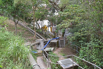 R06_1235.jpg