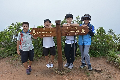R06_1317.jpg