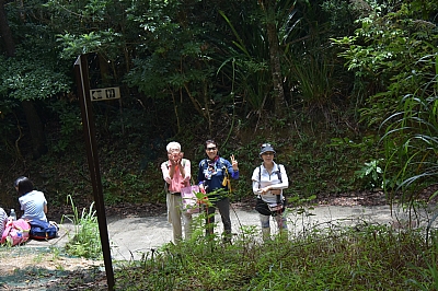 R06_1369.jpg